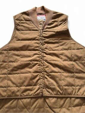 Men's Quilted Brown Work-Style Vest